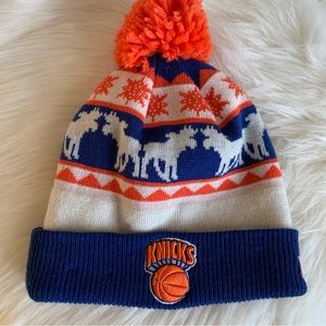 New Era Knicks Blue Knit Pom Pom Blue Orange White Winter Beanie Hat